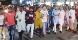 যশোরে কাউন্সিলর বাবুলকে কুপিয়ে হত্যাচেষ্টা, প্রতিবাদে শহরে মিছিল 1 শহরে মিছিল