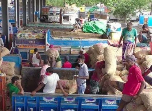 বেনাপোল দিয়ে ২০১টন পেঁয়াজ আমদানি