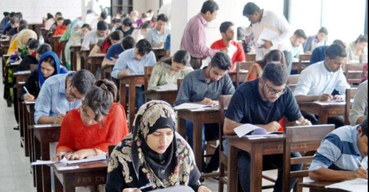 ১৮তম শিক্ষক নিবন্ধন: আজ অনুষ্ঠিত হলো প্রিলিমিনারি পরীক্ষা