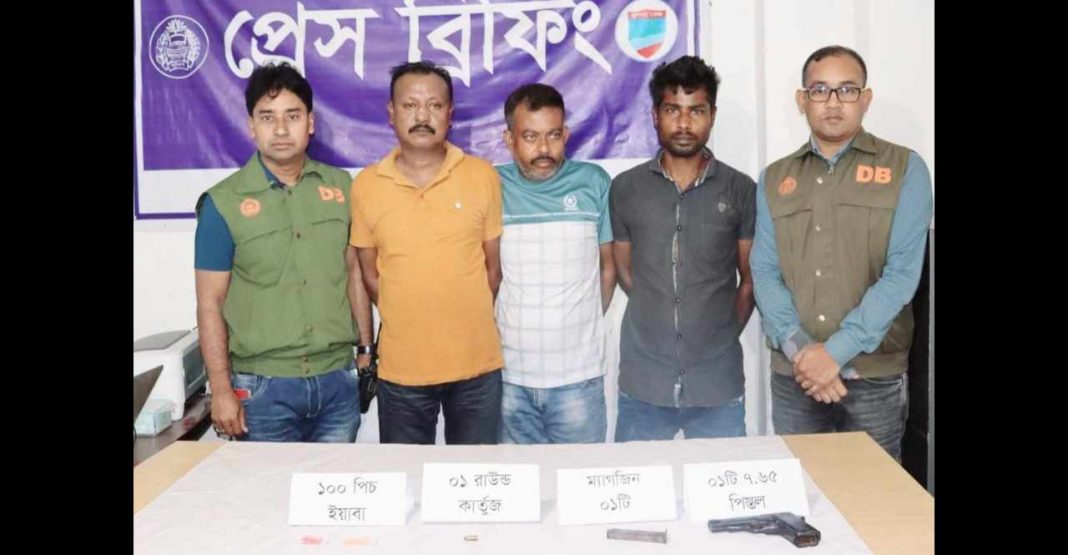 যশোরের শীর্ষ সন্ত্রাসী শেখ অনিক @ কালা অনিক বিদেশি পিস্তলসহ গ্রেফতার!