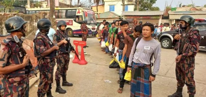 মিয়ানমারের বিজিপি সদস্যসহ ২৮৮ জনকে ফেরত পাঠাল বিজিবি