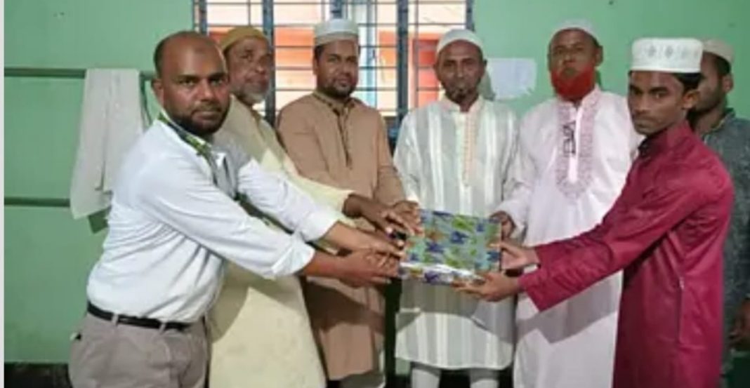 চৌগাছায় শিক্ষার্থীদের মাঝে পুরস্কার বিতরণ