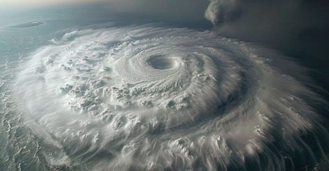 ঘূর্ণিঝড় রেমাল: কোথায় আঘাত হানতে পারে 