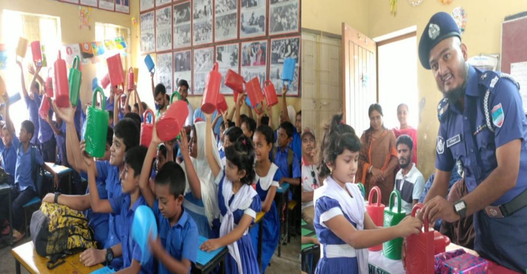ছোট থেকে শিশু শিক্ষার্থীদের সঞ্চয়ী মনোভাব সৃষ্টিতে পুলিশ কর্মকর্তার ব্যতিক্রমী উদ্যোগ