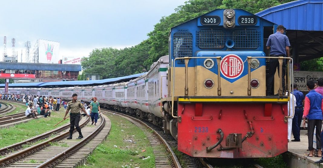 ঈদুল আজহায় ট্রেনের অগ্রিম টিকিট পাওয়া যাবে ২জুন থেকে