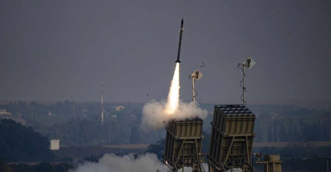 ইসরায়েলের সামরিক স্থাপনা ৬০টি রকেট ছুড়লো হিজবুল্লাহ