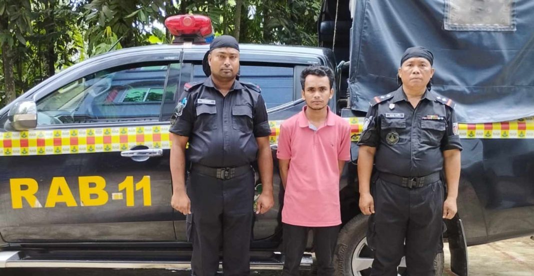 নোয়াখালীতে স্কুল ছাত্রীকে ধর্ষণের পর হত্যা, প্রধান আসামি গ্রেপ্তার