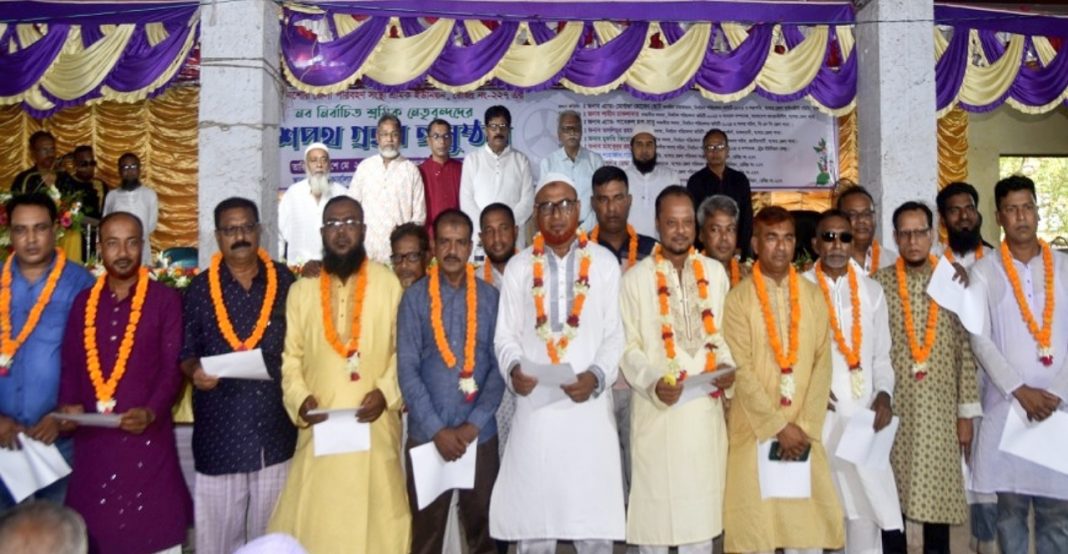 যশোর জেলা পরিবহণ সংস্থা শ্রমিক ইউনিয়নের নতুন কমিটির শপথ গ্রহণ