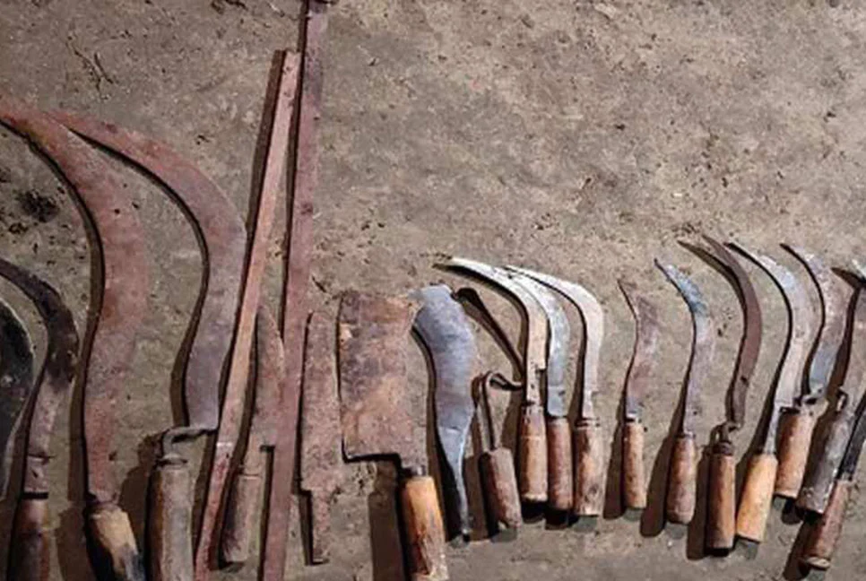 মেহেরপুরে যৌথবাহিনীর অভিযানে আওয়ামী লীগ-যুবলীগের দুই নেতা আটক; অস্ত্র ও গুলি উদ্ধার